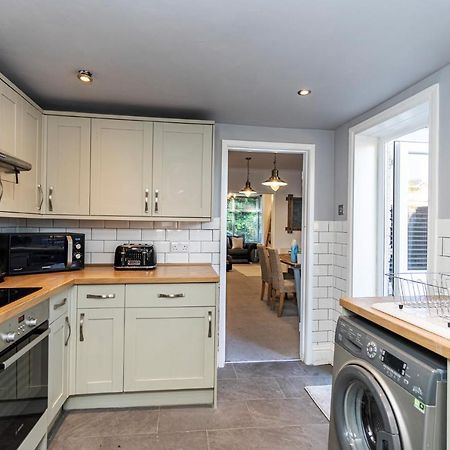 Modern 3 Bed, Heart Of Ashley Cross, 5 Mins To Sandbanks Poole Luaran gambar