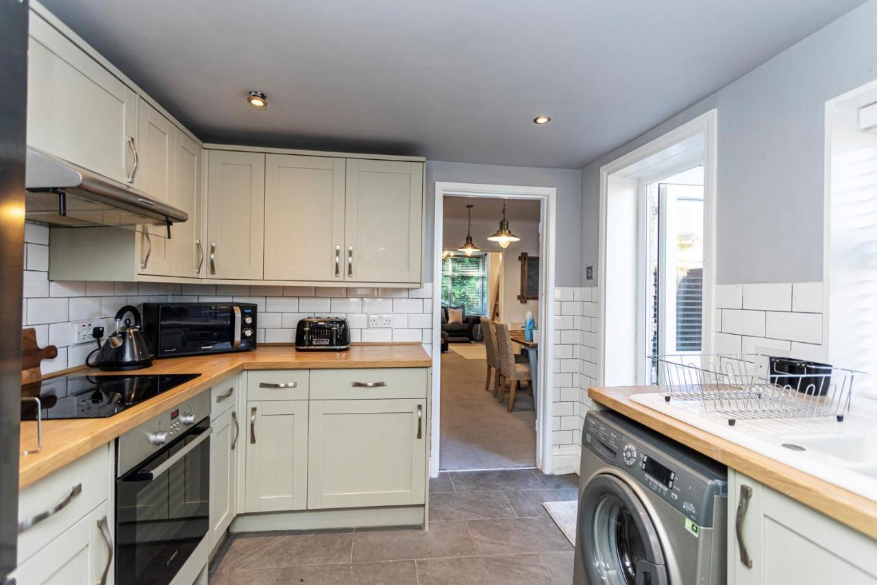 Modern 3 Bed, Heart Of Ashley Cross, 5 Mins To Sandbanks Poole Luaran gambar